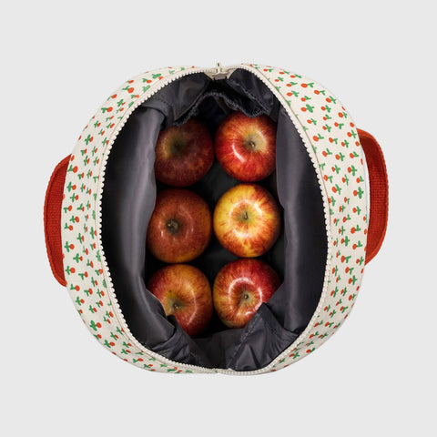 Zipper Lunch in Tiny Roses