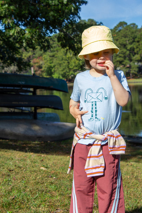 Snail Mail Tee in Sky Blue